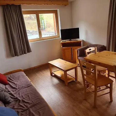 Apartment 3.5 *